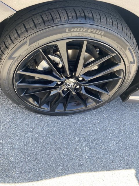 Used 2023 Toyota Camry XSE image 12