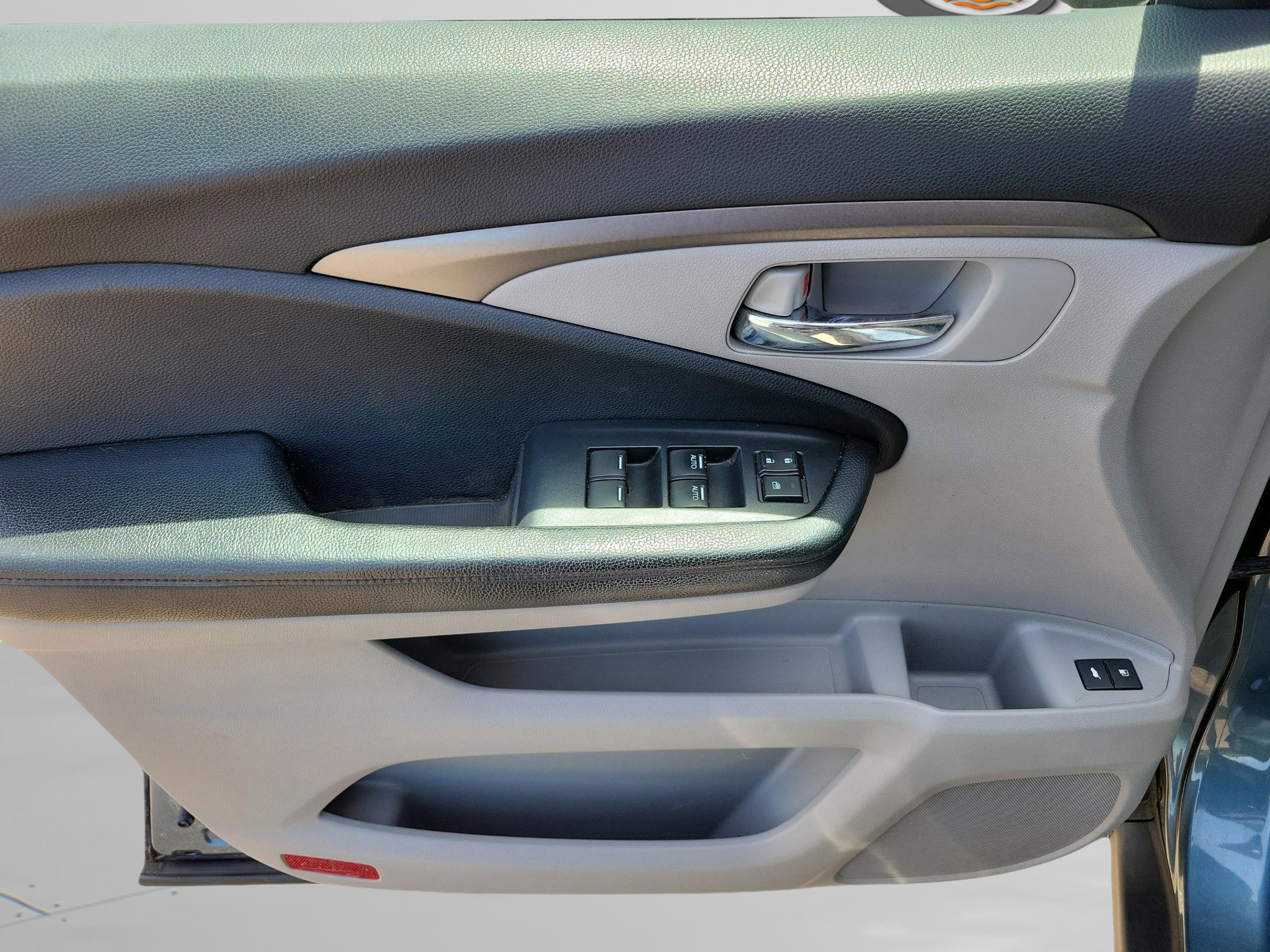 Used 2018 Honda Pilot EX-L image 24