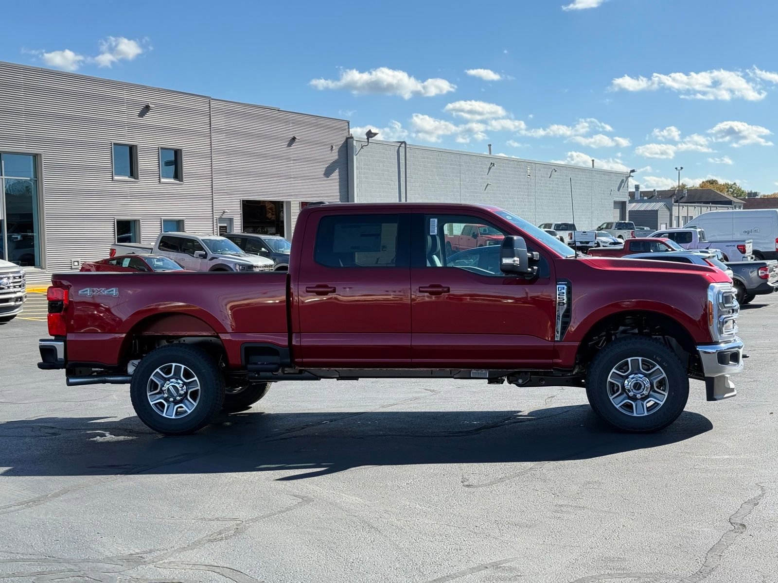 New 2026 Ford F250 4x4 Crew Cab Super Duty image 7
