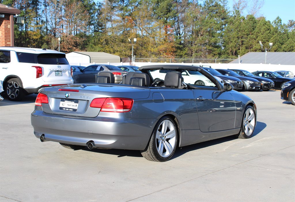 Used 2008 BMW 335i Convertible image 12