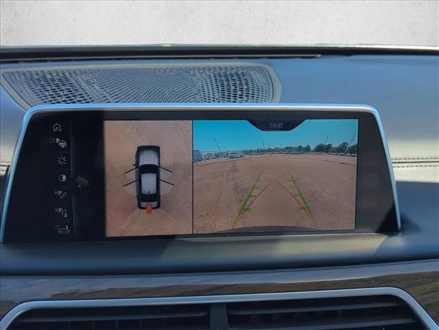 Used 2017 BMW 740i RWD image 9