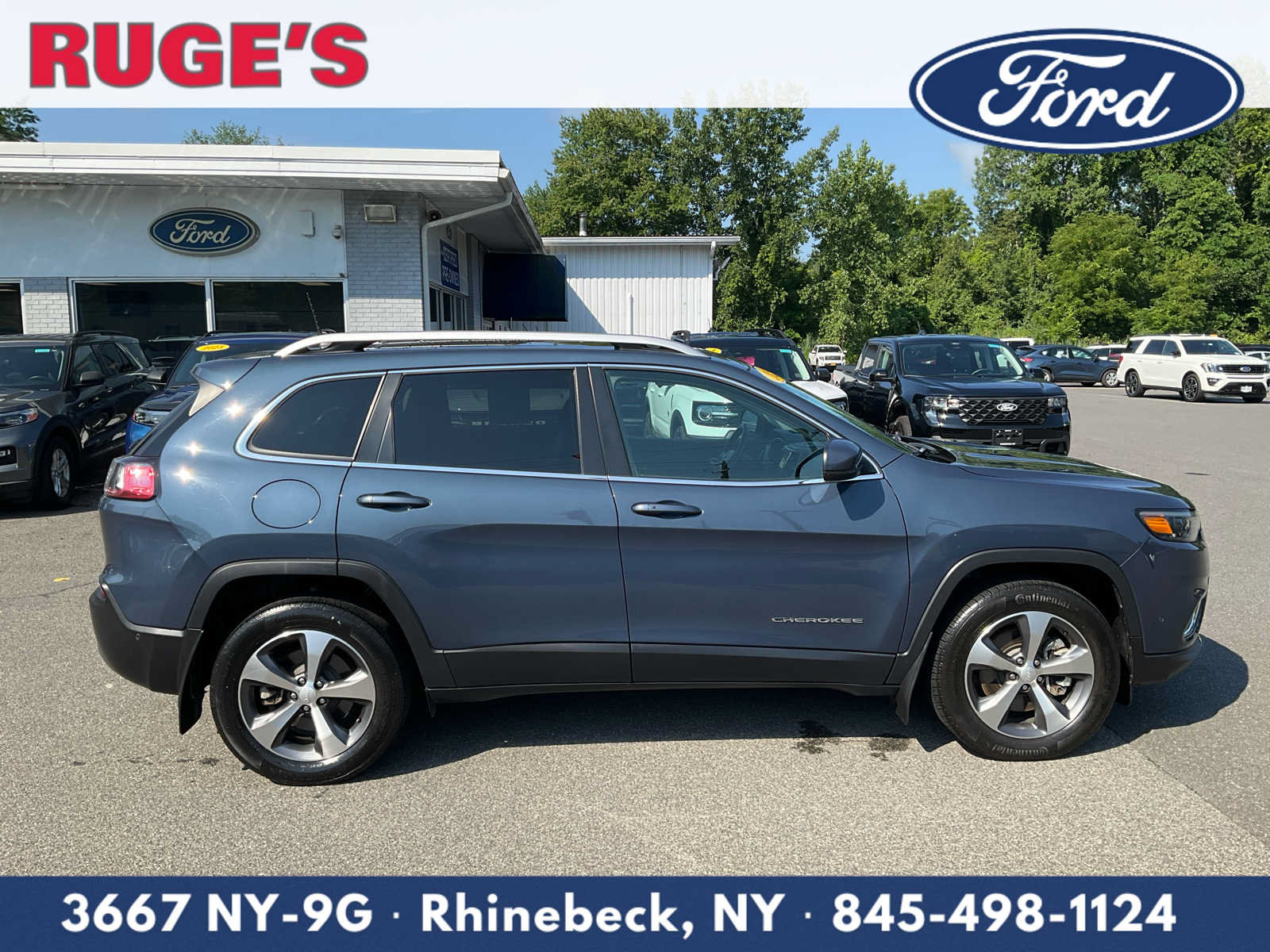 Used 2021 Jeep Cherokee Limited w/ Elite Package AWD/4WD image 2