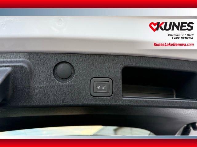 New 2026 GMC Terrain AT4 w/ Convenience Package III image 21