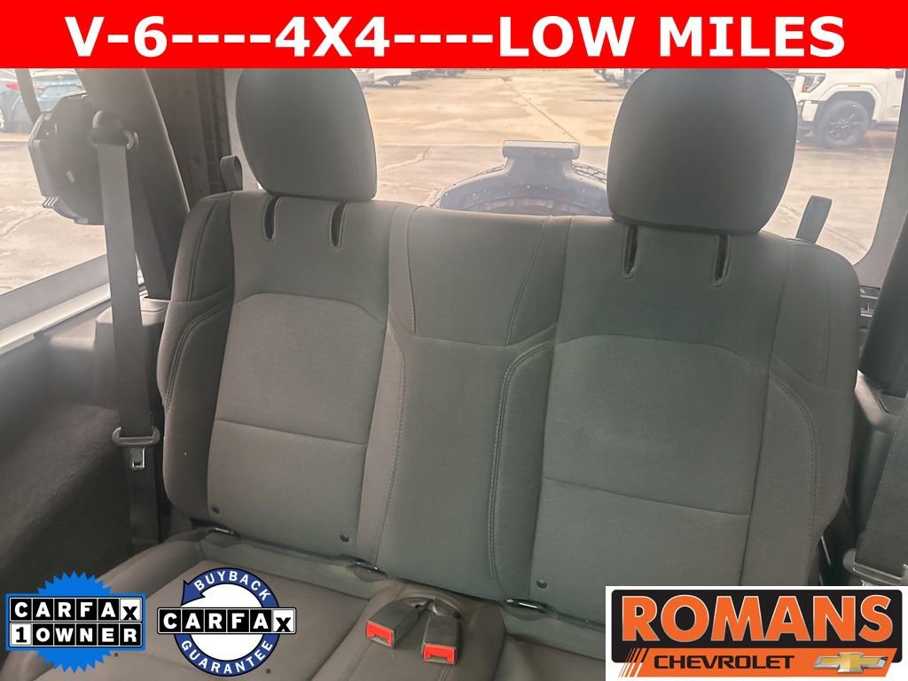 Used 2023 Jeep Wrangler Sport image 18