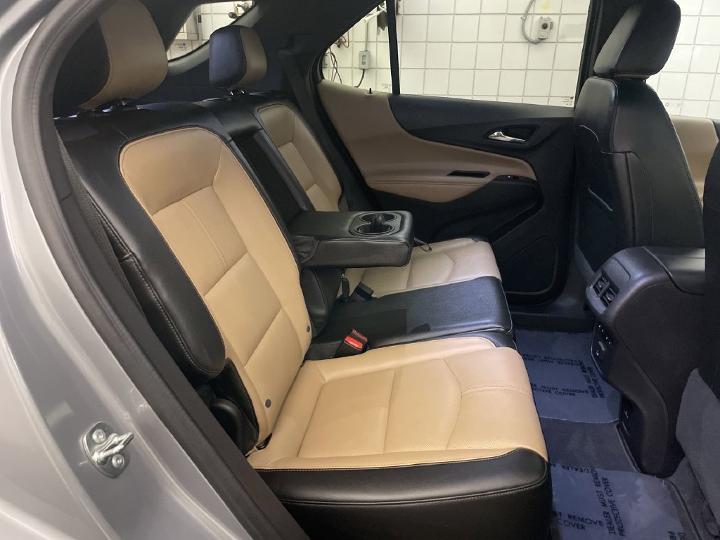 Used 2024 Chevrolet Equinox Premier AWD/4WD image 19