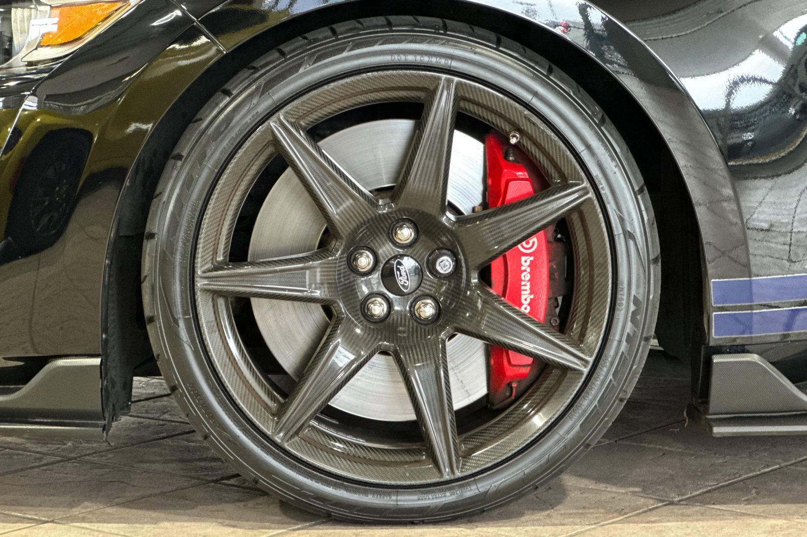 Used 2020 Ford Mustang Shelby GT500 w/ Carbon Fiber Track Pack image 23