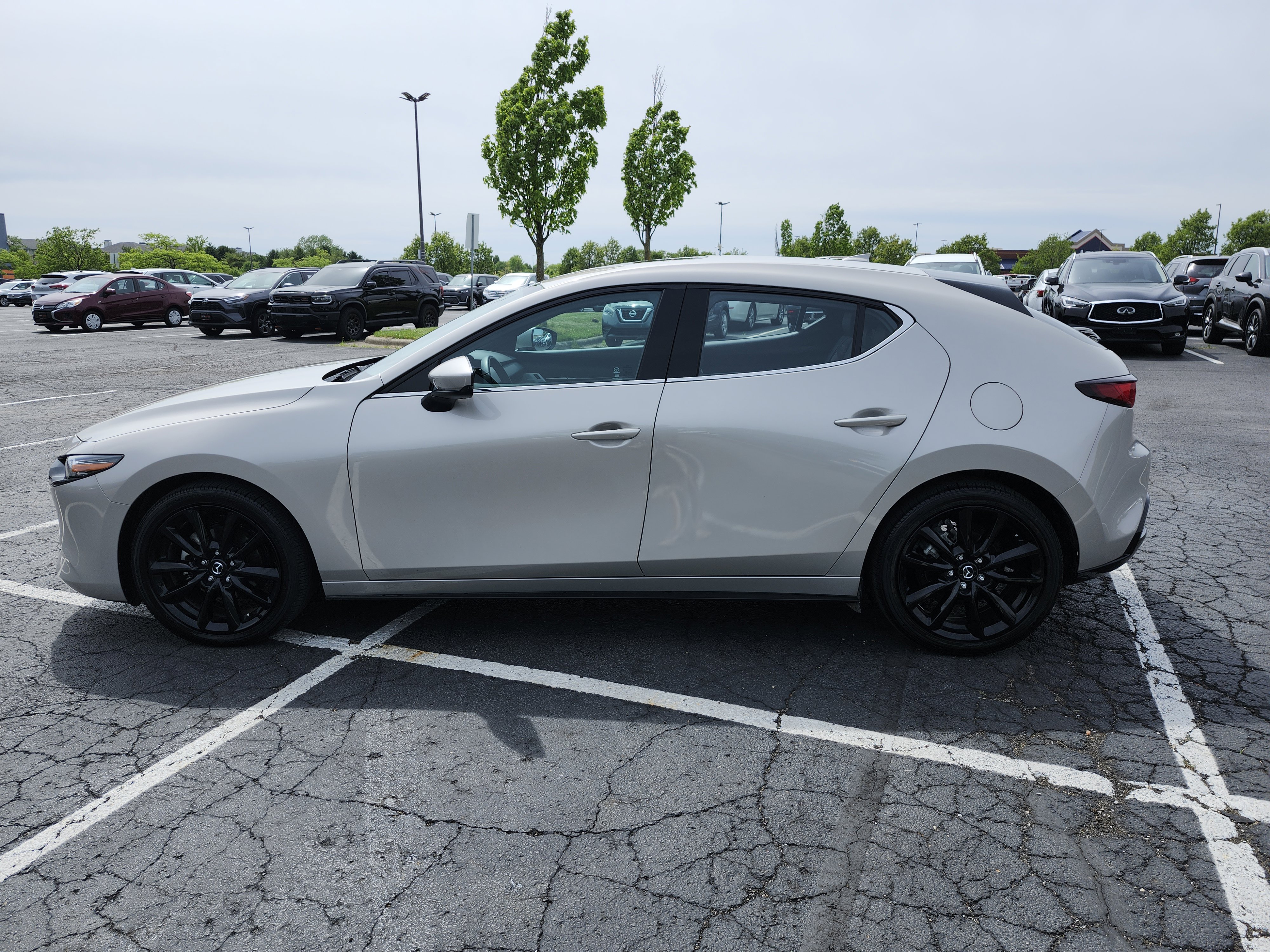 Used 2025 MAZDA MAZDA3 2.5 S Hatchback w/ Premium Pkg FWD image 15