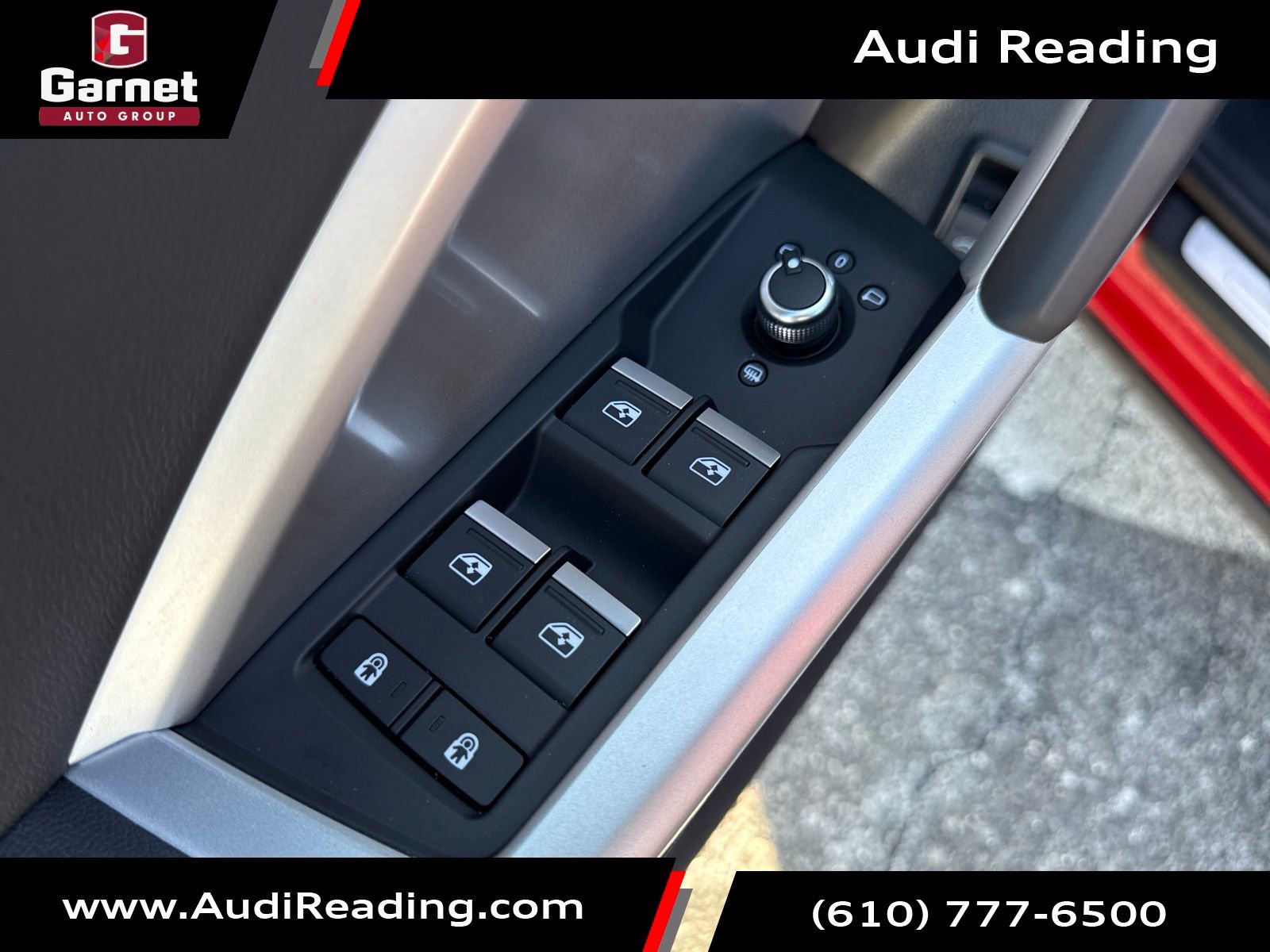 Used 2025 Audi Q3 2.0T Premium image 11