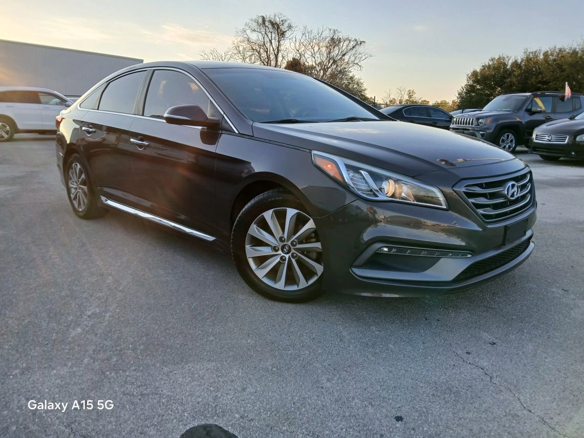 Used 2015 Hyundai Sonata Sport w/ Option Group 04 FWD image 2