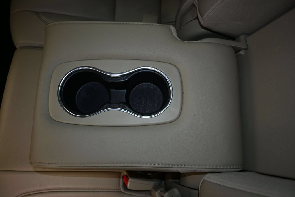 Used 2017 Acura MDX SH-AWD image 12