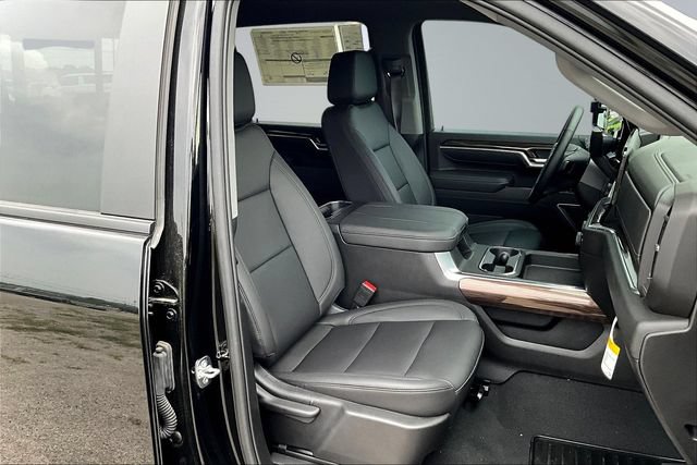 New 2025 Chevrolet Silverado 2500 LT w/ Trail Boss Package AWD/4WD image 11