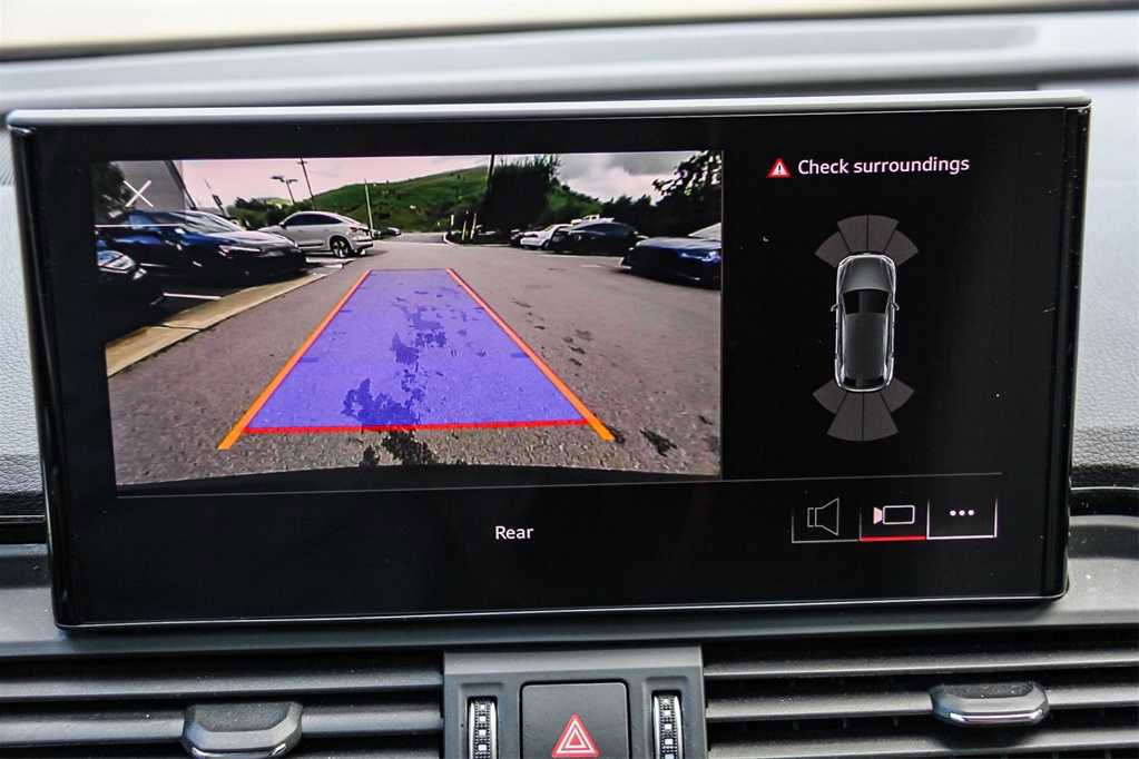 Used 2023 Audi Q5 2.0T Premium w/ Convenience Package image 23