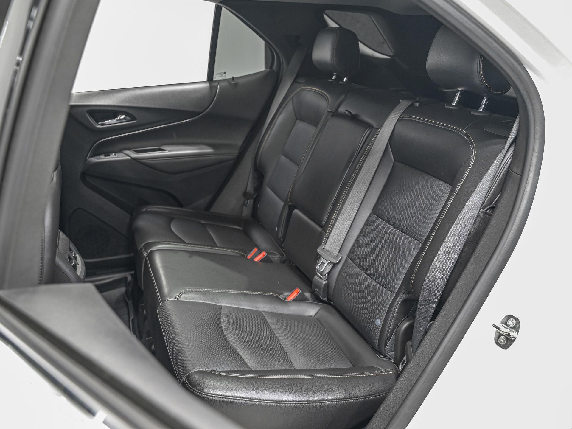 Used 2021 Chevrolet Equinox Premier image 30