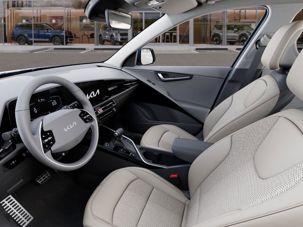 New 2025 Kia Niro EX Touring image 19