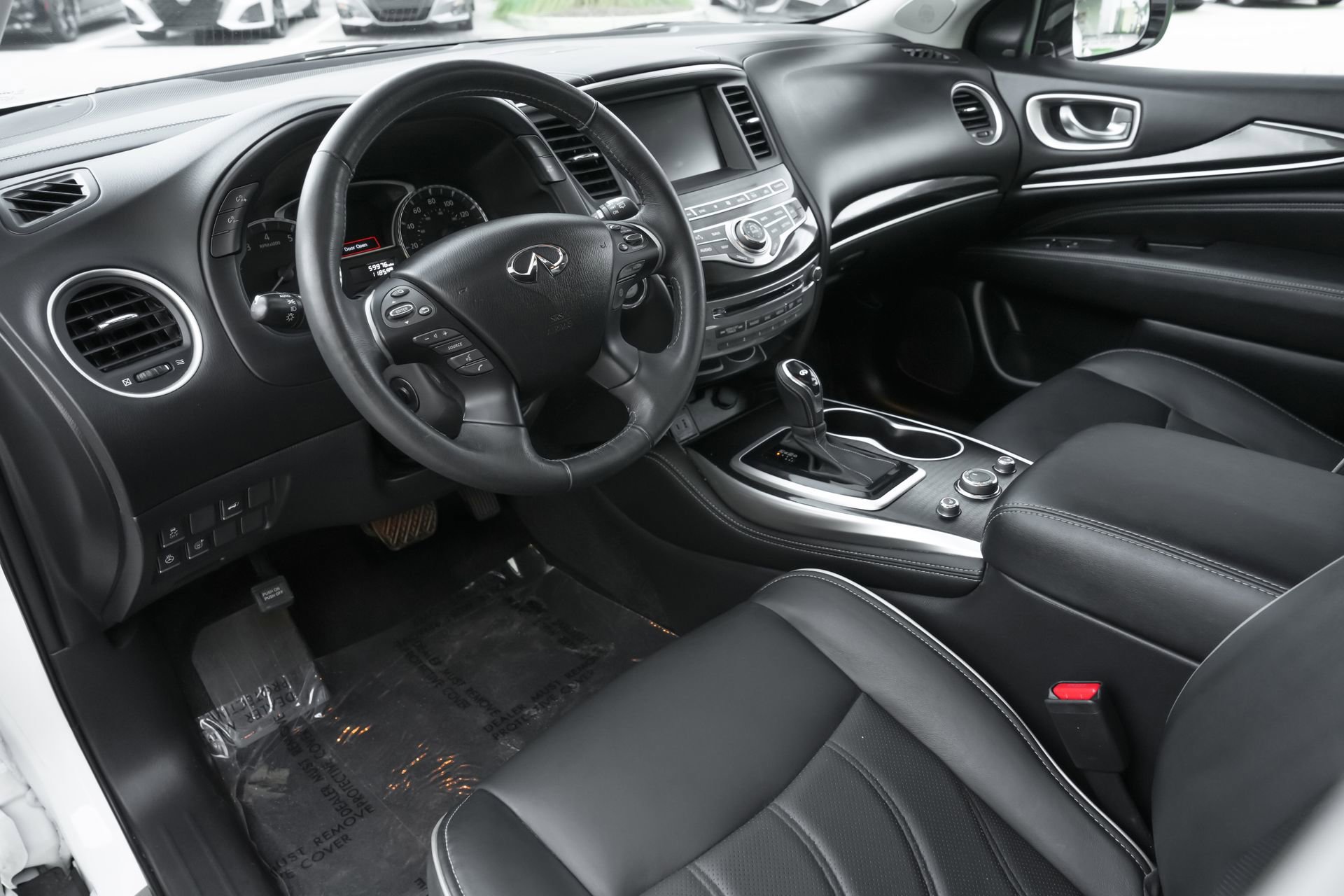 Used 2019 INFINITI QX60 Luxe w/ Essential Package image 5