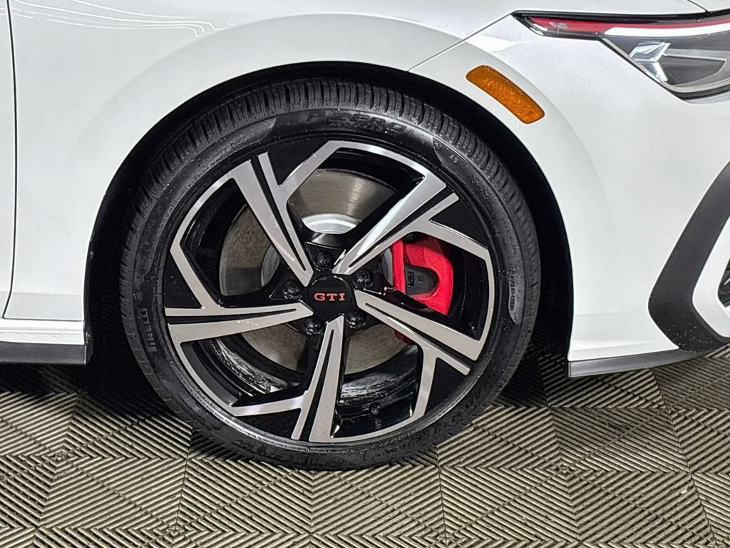 New 2026 Volkswagen GTI SE FWD image 24