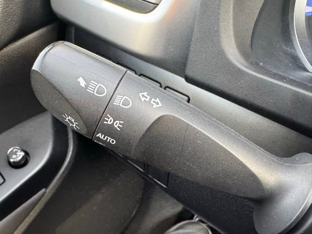 Certified 2017 Toyota Highlander LE w/ Carpet Mat Package AWD/4WD image 27