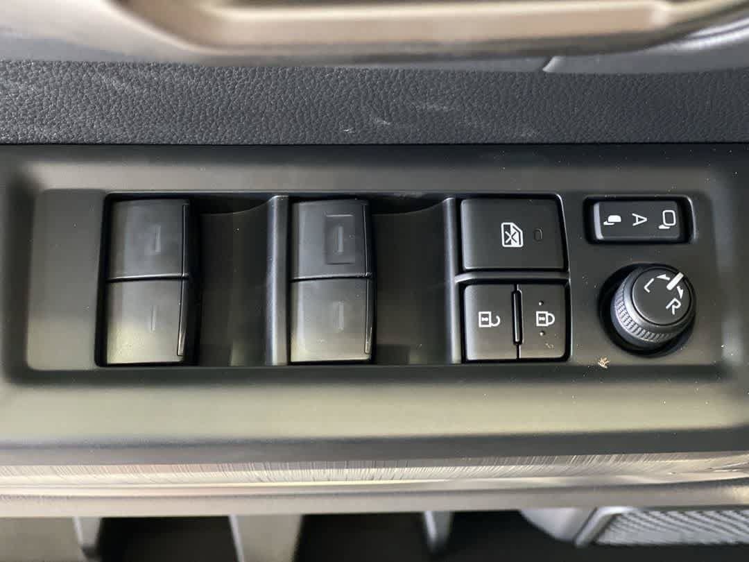New 2026 Toyota Sequoia Platinum AWD/4WD image 16