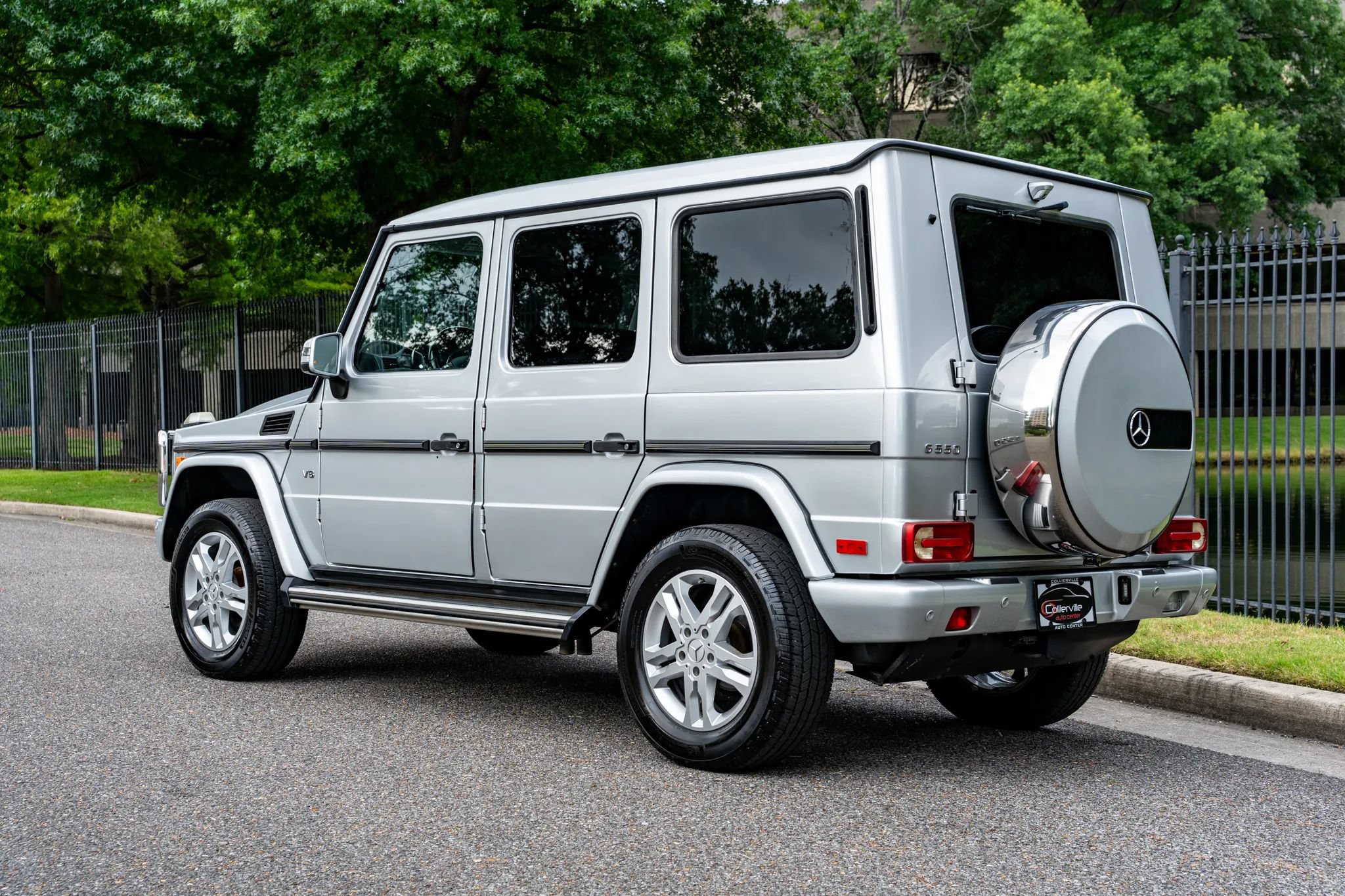 Used 2015 Mercedes-Benz G 550 image 8