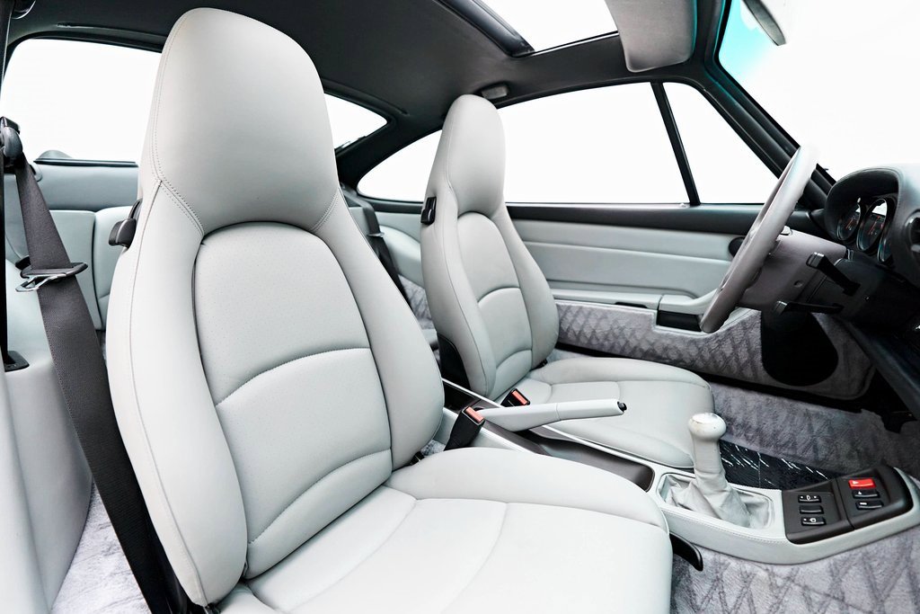 Used 1996 Porsche 911 Turbo image 38