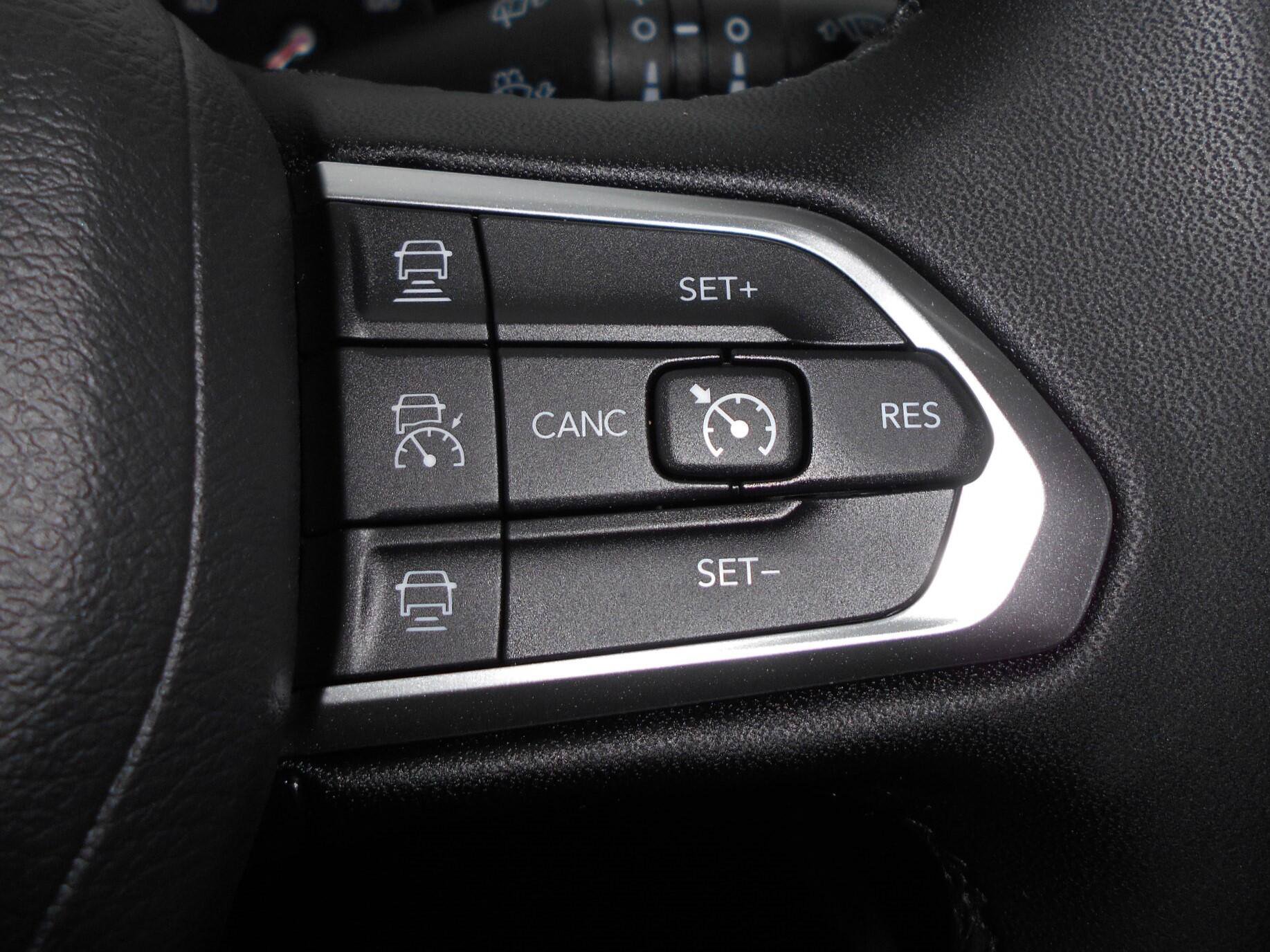 Certified 2024 Jeep Compass Limited AWD/4WD image 16