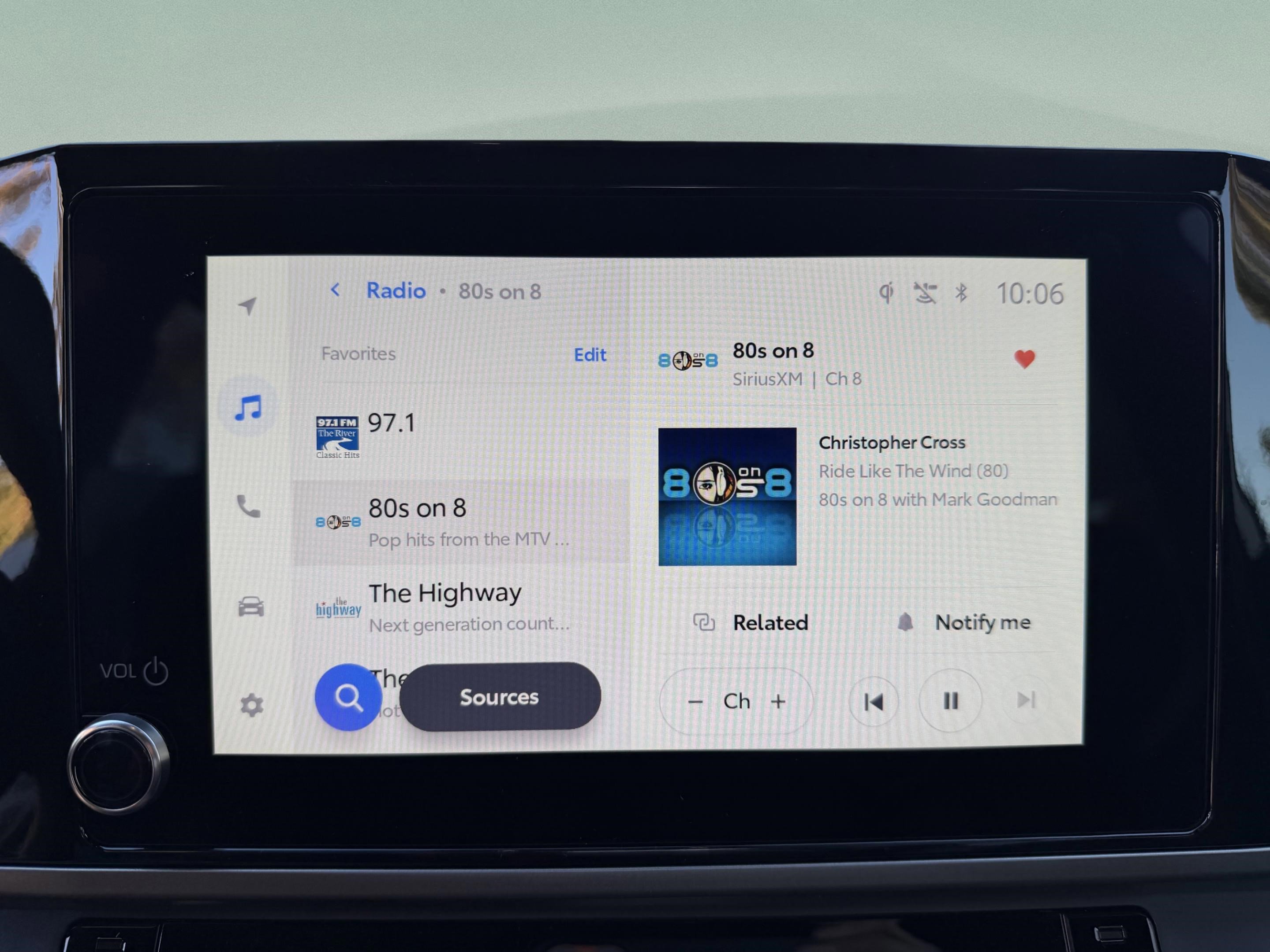 New 2026 Toyota Camry SE image 4