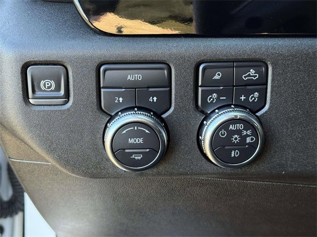 Certified 2025 GMC Sierra 1500 SLT image 21