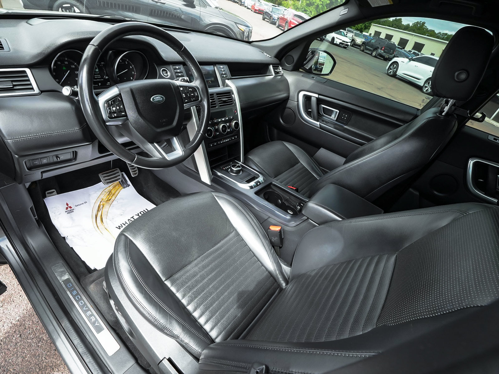 Used 2019 Land Rover Discovery Sport HSE Luxury AWD/4WD image 15
