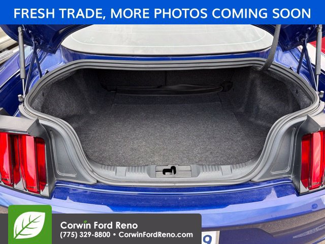 Used 2016 Ford Mustang Coupe RWD image 7