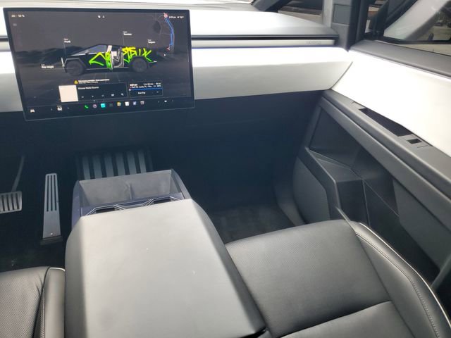 Used 2024 Tesla Cybertruck AWD Crew Cab image 14