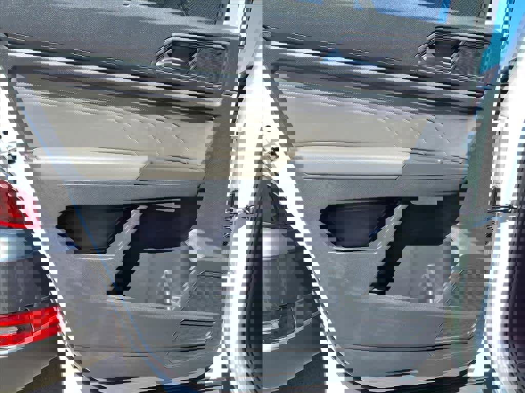 Used 2023 Volkswagen Atlas SE w/ Panoramic Sunroof Package image 19