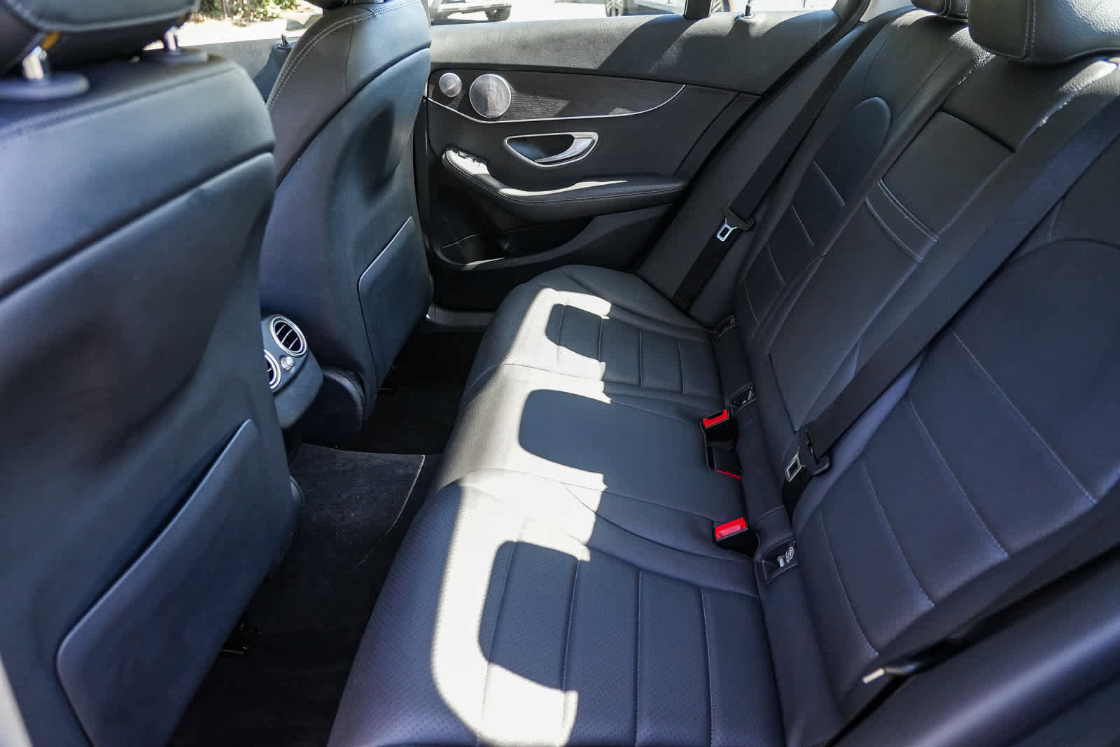 Used 2021 Mercedes-Benz C 300 Sedan image 19