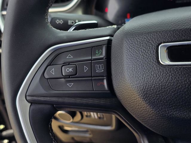 Used 2023 Jeep Grand Cherokee L Laredo image 18