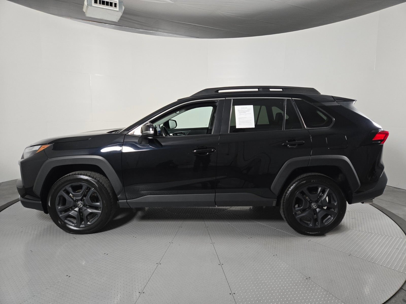 Used 2024 Toyota RAV4 Adventure AWD/4WD image 7