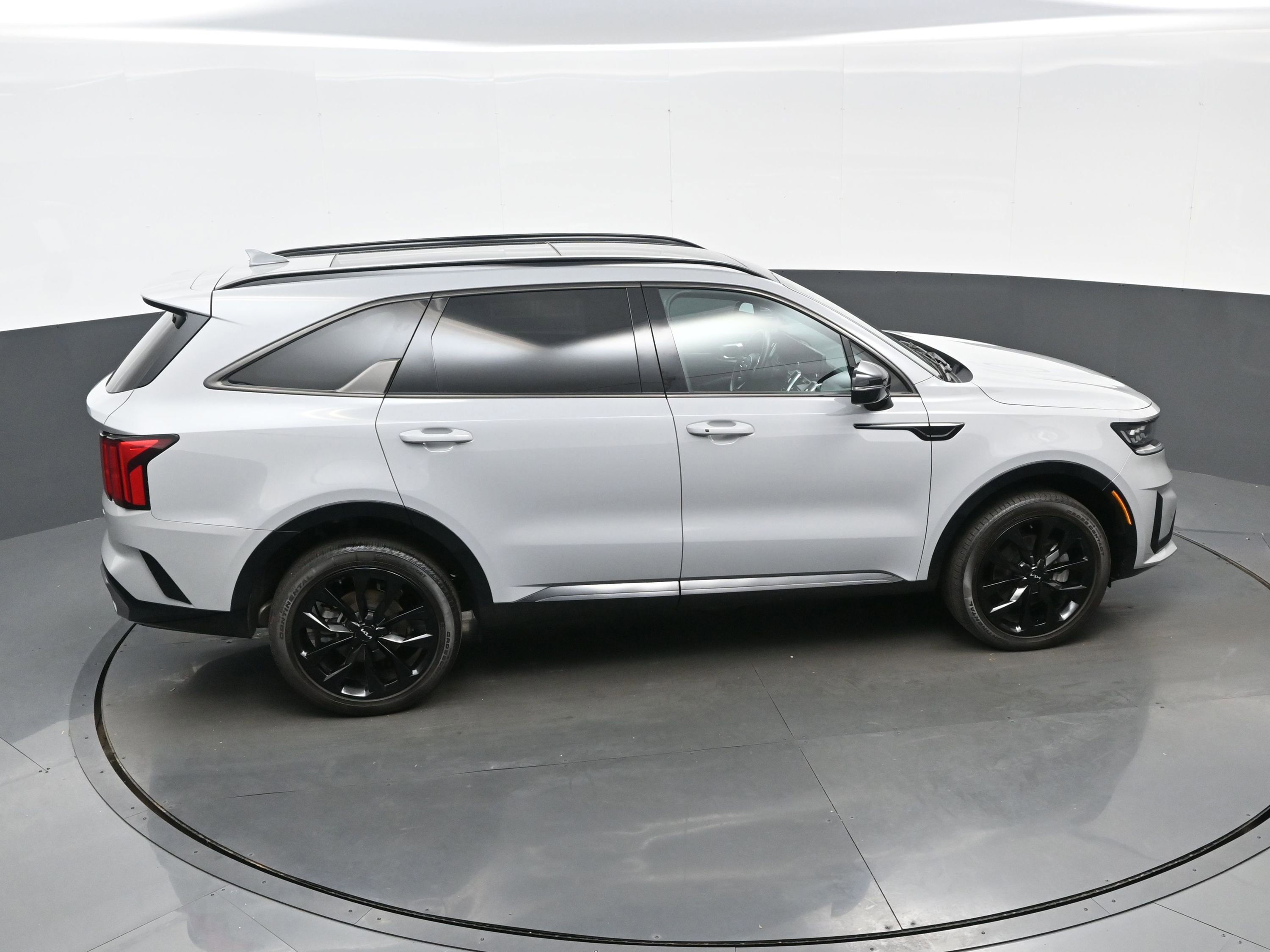 Used 2023 Kia Sorento SX image 42