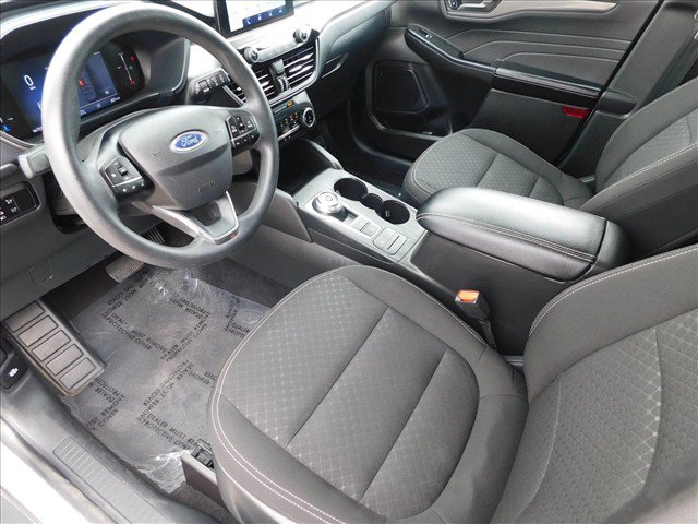 Used 2025 Ford Escape Active AWD/4WD image 16