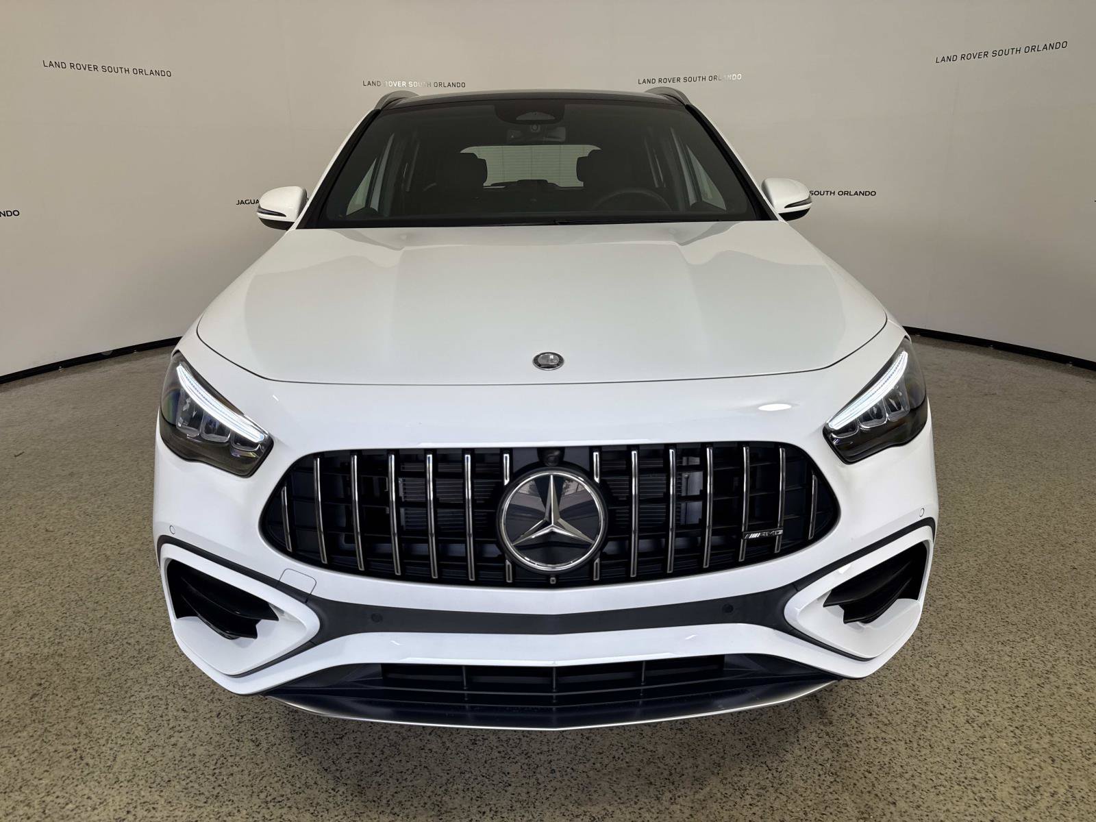 Used 2025 Mercedes-Benz GLA 35 AMG 4MATIC image 8