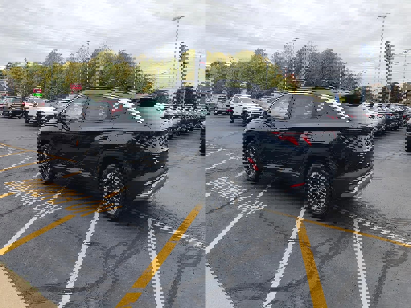 New 2026 Hyundai Tucson SEL image 3