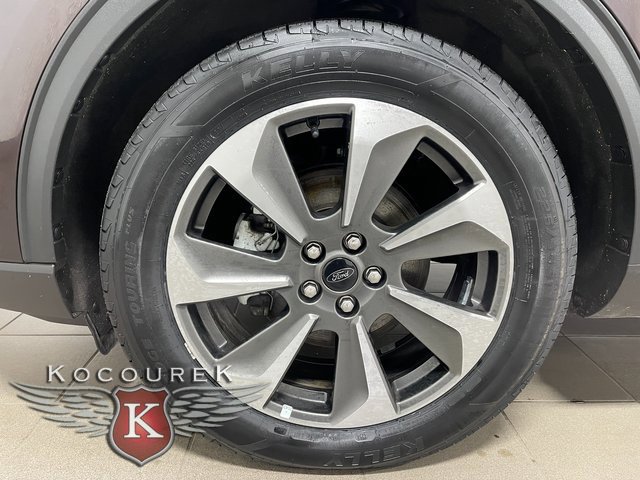 Used 2023 Ford Escape Platinum image 7