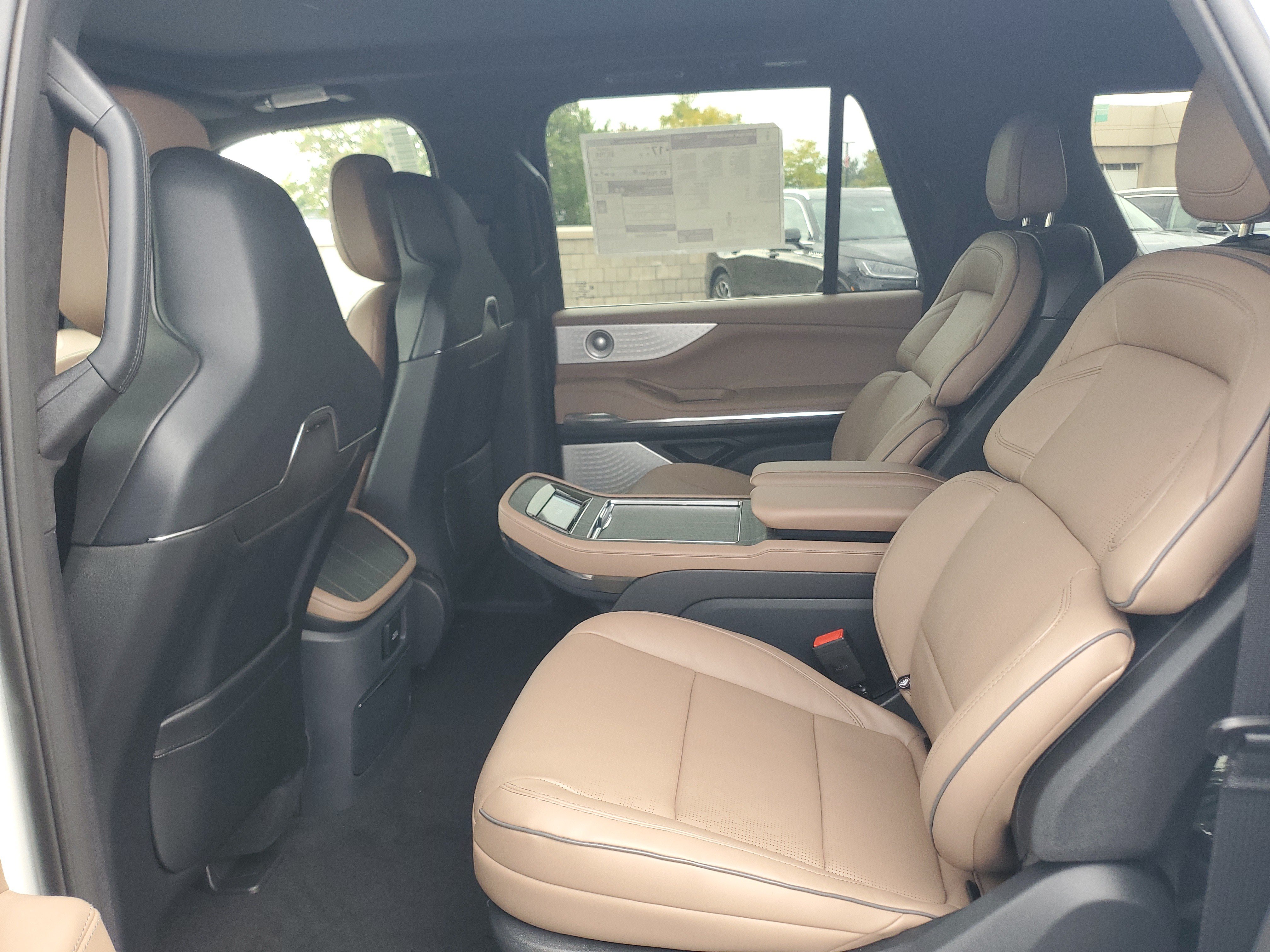 New 2027 Lincoln Navigator L Black Label AWD/4WD image 27