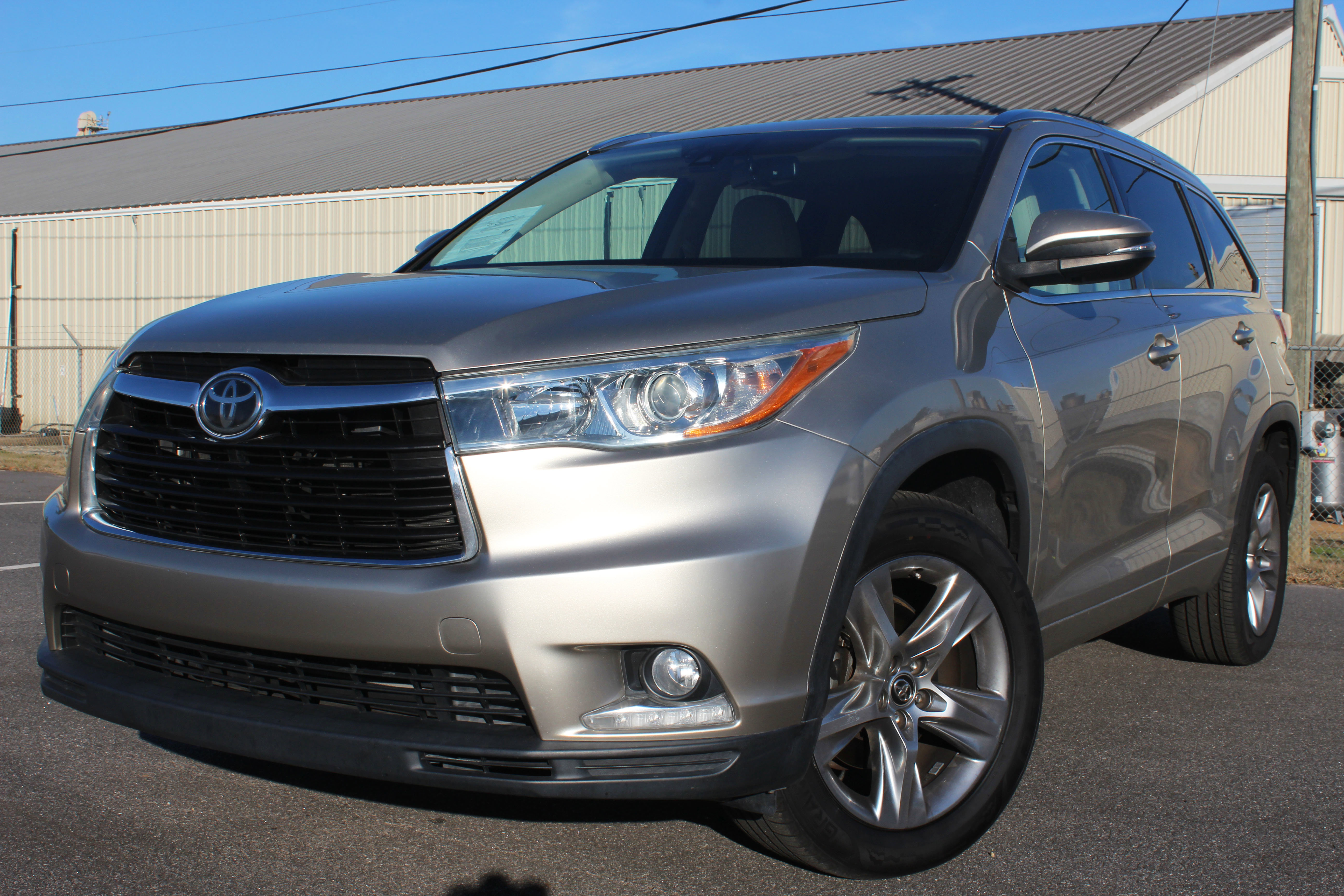 Used 2016 Toyota Highlander Limited