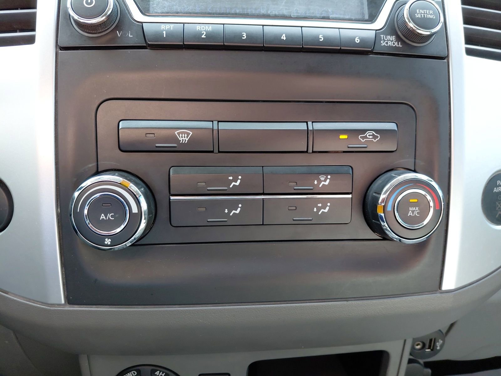 Used 2018 Nissan Frontier SV image 35