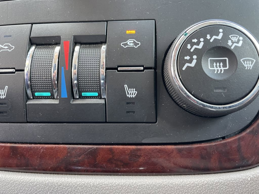 Used 2008 Chevrolet Impala LTZ image 21