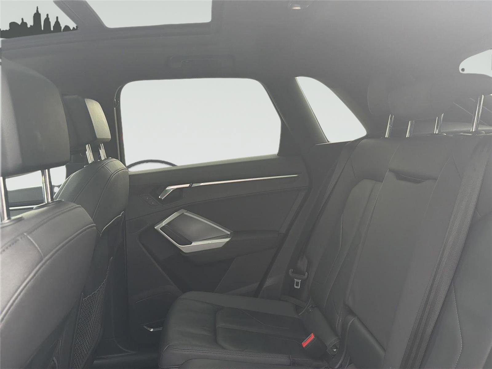 Used 2020 Audi Q3 2.0T Prestige w/ Prestige Package image 13