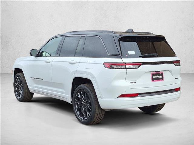 New 2027 Jeep Grand Cherokee Summit w/ Adv Protech Group IV AWD/4WD image 9
