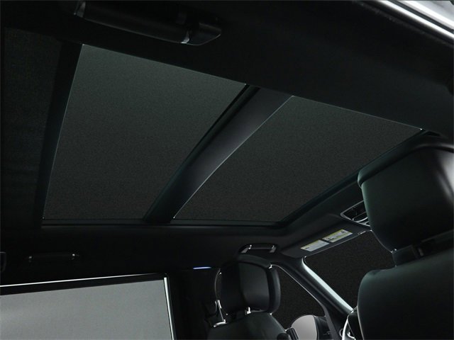 Used 2020 Land Rover Range Rover Long Wheelbase HSE image 21