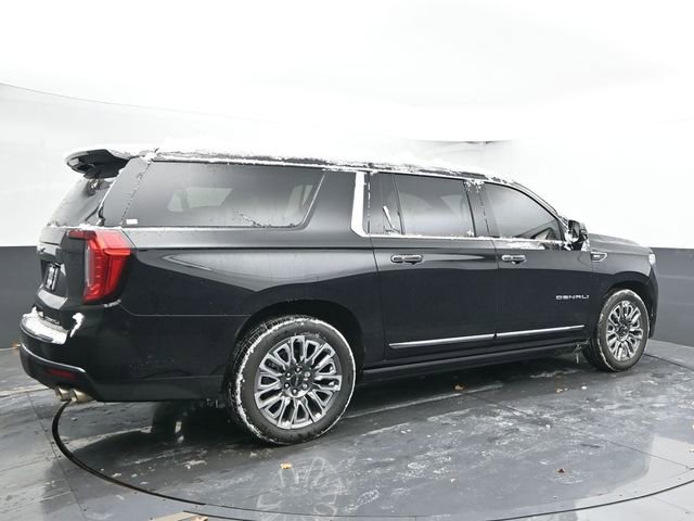 Used 2024 GMC Yukon XL Denali Ultimate image 11