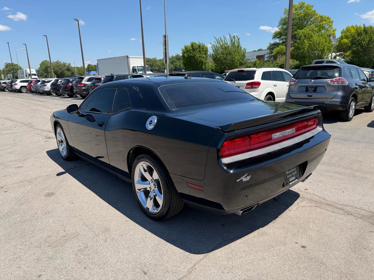 Used 2012 Dodge Challenger SXT Plus RWD image 5