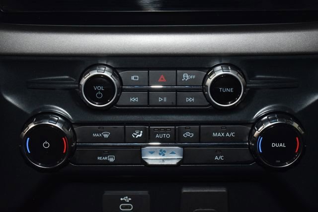 Used 2025 Ford F150 XLT w/ Equipment Group 301A Standard image 19