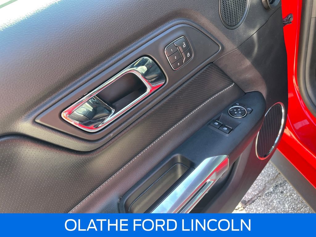 Used 2015 Ford Mustang GT Premium w/ Equipment Group 401A RWD image 19